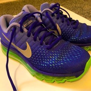 Nike AirMax size 7.5